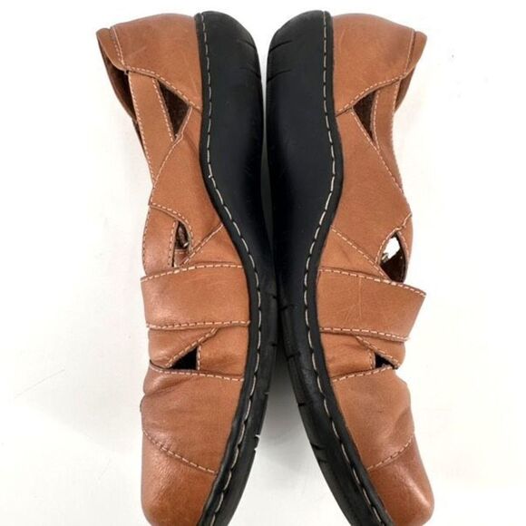 Clarks Women's Leather X Strap Slip-On Bendable Flat Shoe Brown‎ Tan Size 9M - Picture 4 of 7